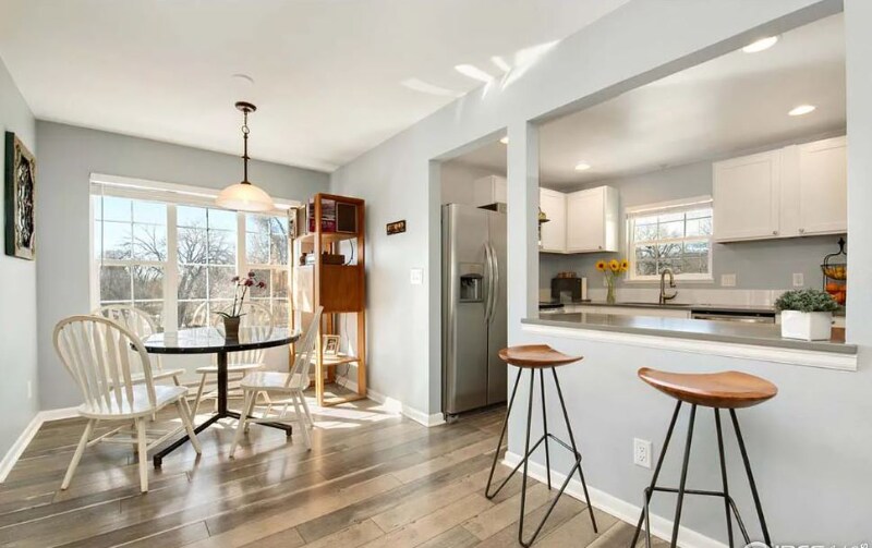 Building Photo - 1300 W Stuart St