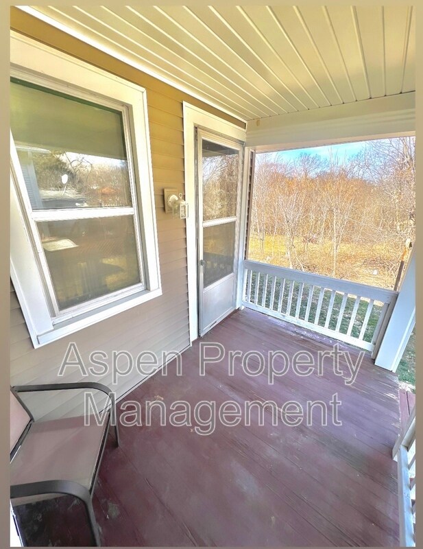 Building Photo - 230 Lewis St