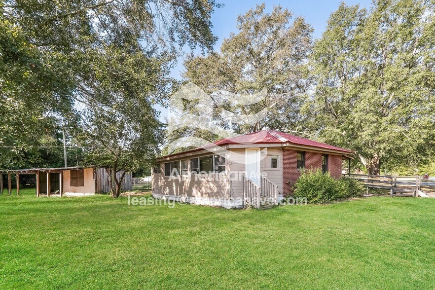 Building Photo - 15 Ridgecrest Rd