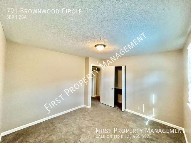 Building Photo - 791 Brownwood Cir