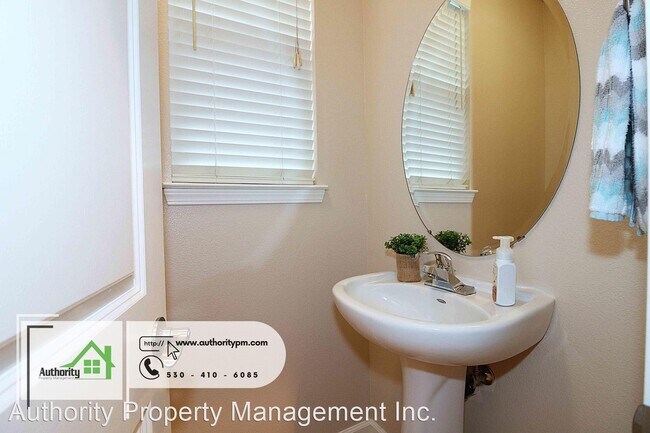 Building Photo - 3 br, 2.5 bath House - 573 Mission De Oro ...