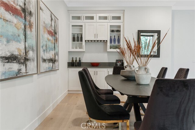 Building Photo - 19148 W Oxnard St