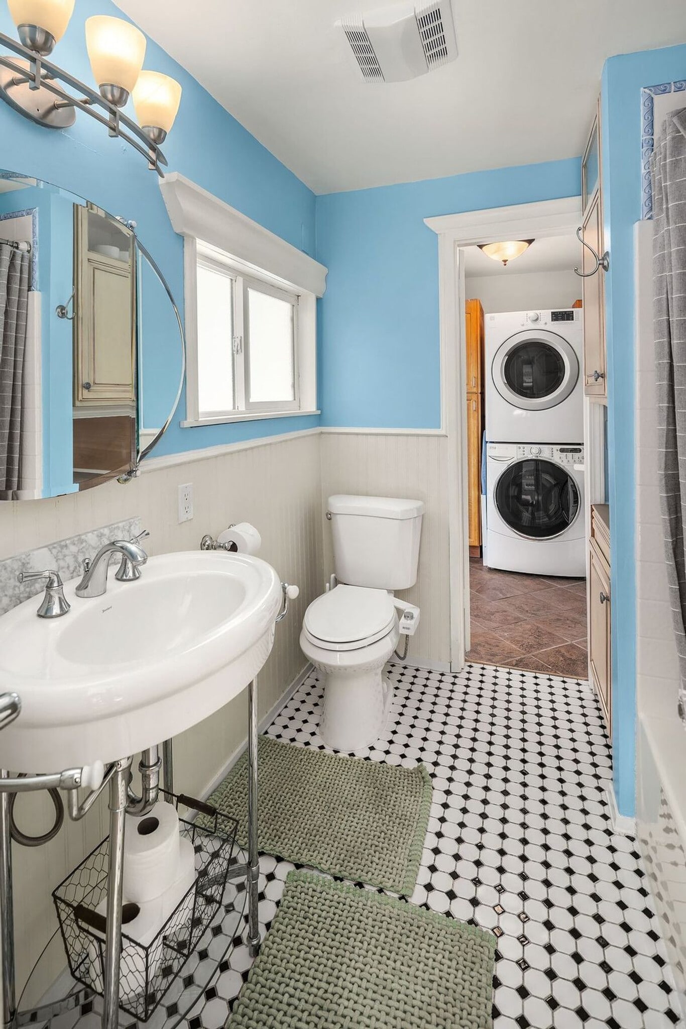 Building Photo - 3668 SW Othello St