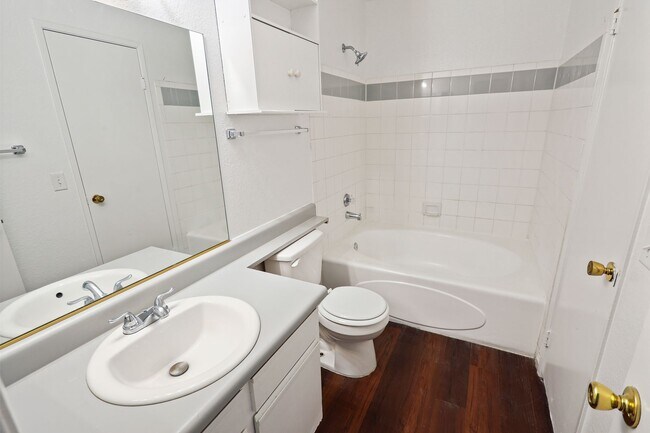 Building Photo - 3151 N Soaring Gulls Dr