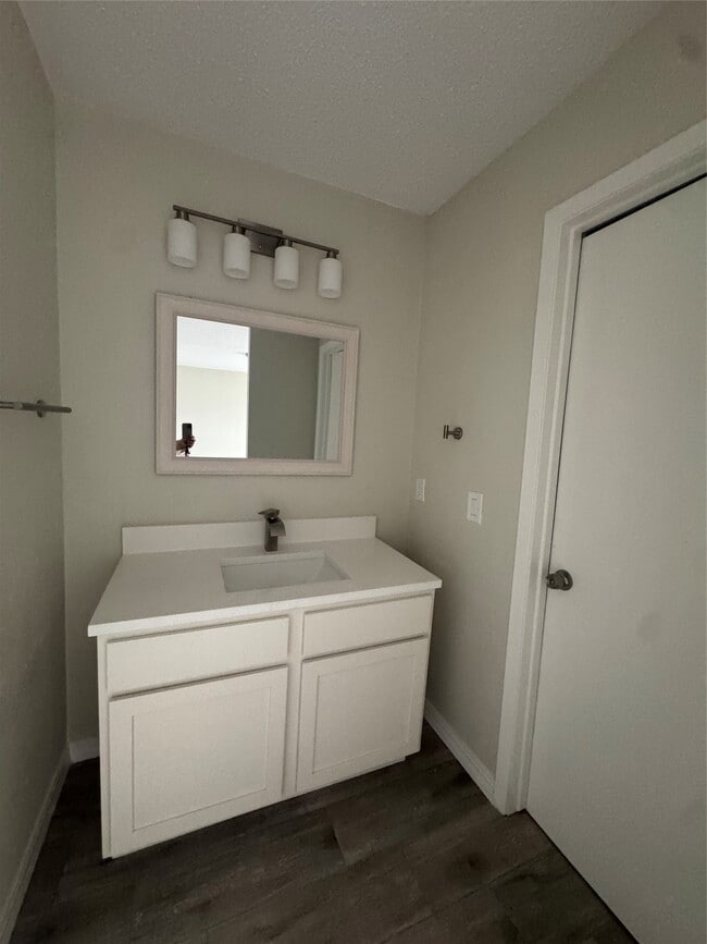 Building Photo - 13626 Sunswept Way