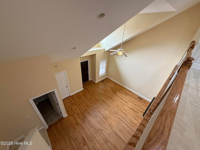 Building Photo - 66 Cypress Cir