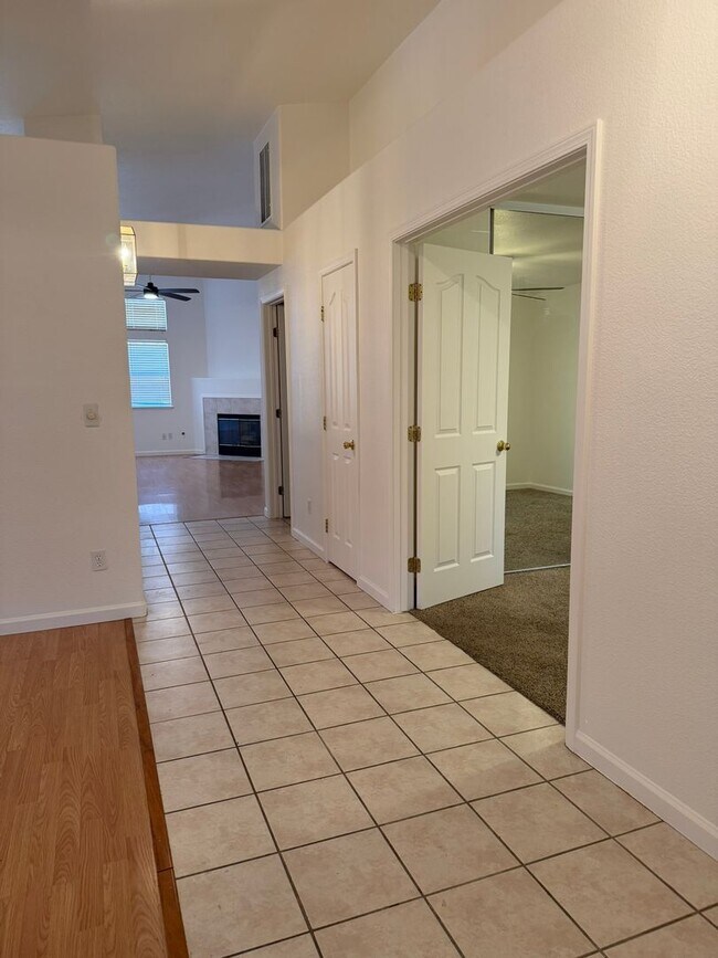 Building Photo - **PENDING** 4 Bedroom, 2 1/2 Bathroom Single Family Home In Antioch with Three Car Garage
