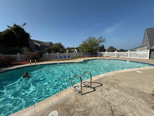 Building Photo - 145 Eastern Ave