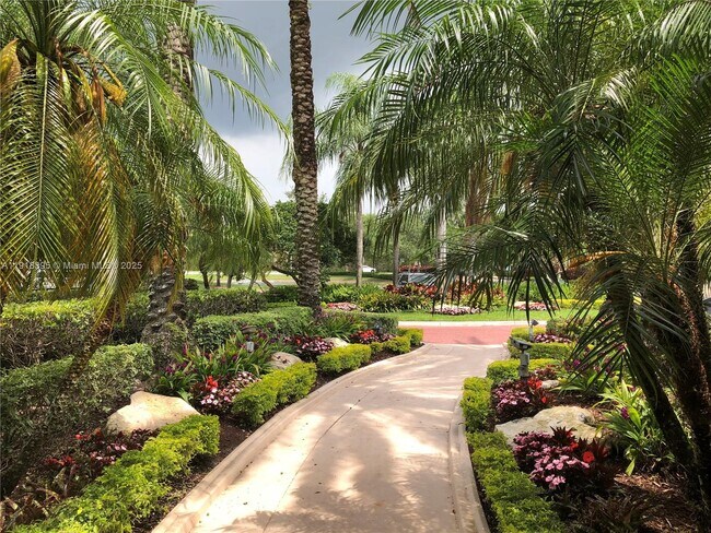 Building Photo - 12430 Vista Isles Dr