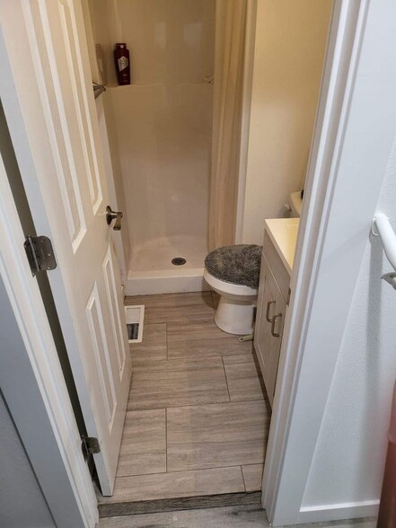 Building Photo - 2112 164th Ave NE