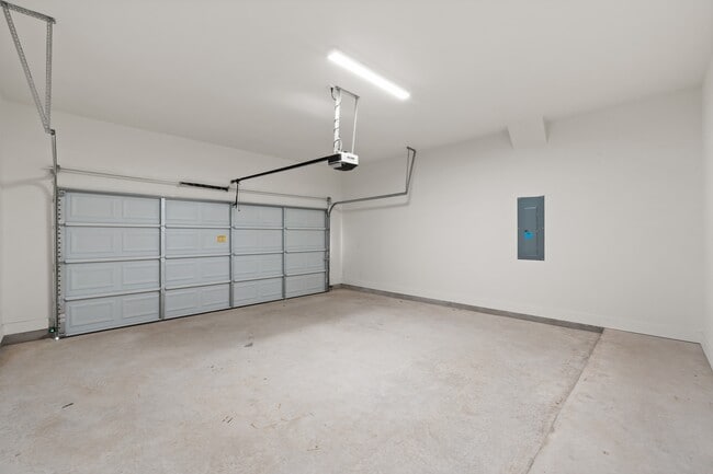 Building Photo - 6718 Abode Ave