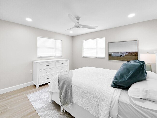 Building Photo - Luxury Waterfront Living in St. Pete Beach with Private Pool & Spa - 4 Bed | 3 Bath