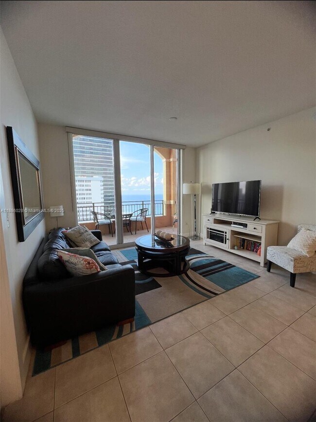 Building Photo - 2080 S Ocean Dr