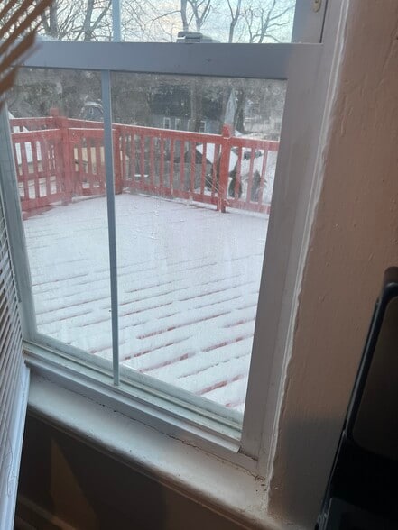 Building Photo - 55 Laurel St