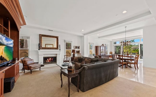 Building Photo - 21 Via Palladio