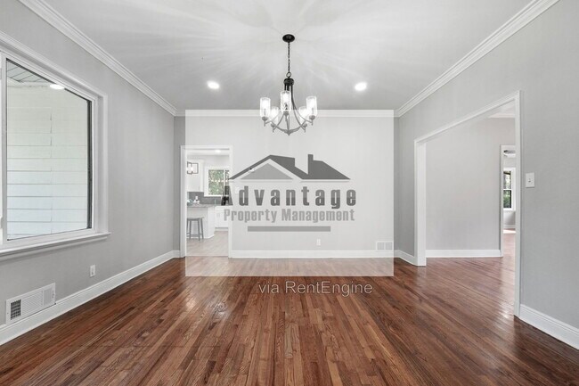 Building Photo - 1099 Pine Valley Rd