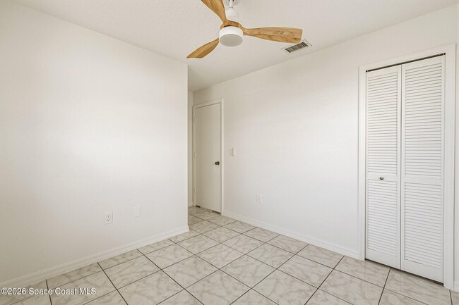 Building Photo - 972 S Fork Cir