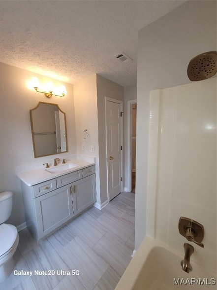 Building Photo - 6404 Deerwood Pl