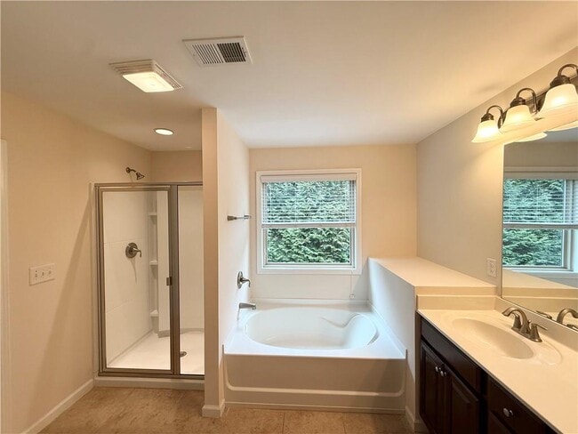 Building Photo - 13432 Gardiner Ln