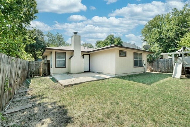 Building Photo - 1304 Garden Path Cove