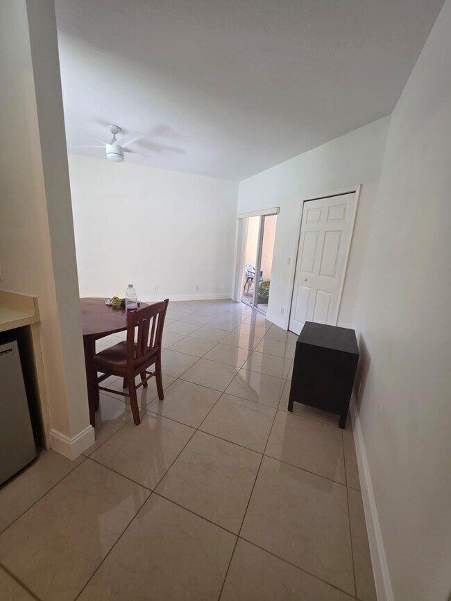 Building Photo - 8262 Mulligan Cir