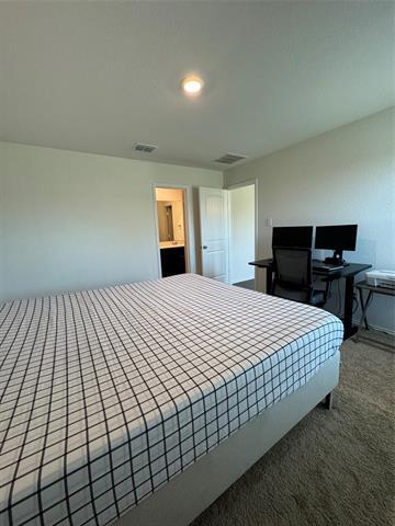 Building Photo - 652 Autumnwood Way