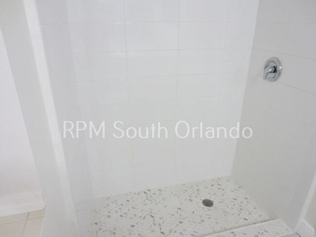 Building Photo - 2 bed 2 bath Kissimmee