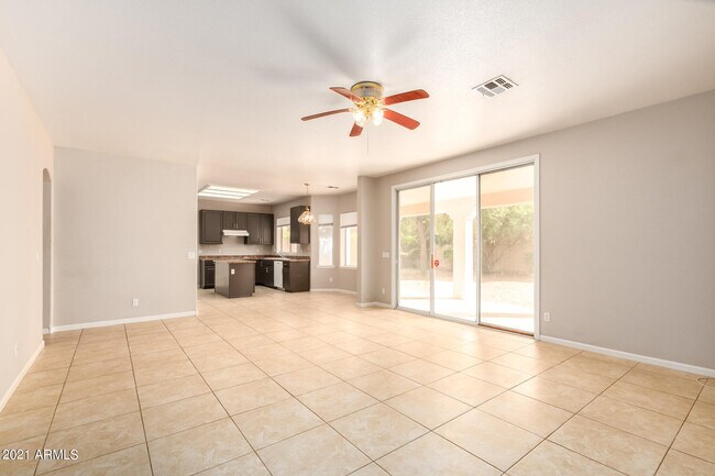 Building Photo - 4551 E Desert Trumpet Rd