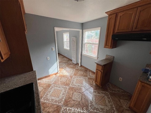 Building Photo - 2146 E Poppy St