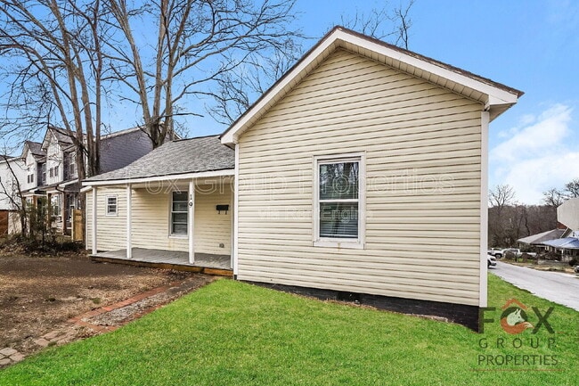 Building Photo - 19 Powder St NW