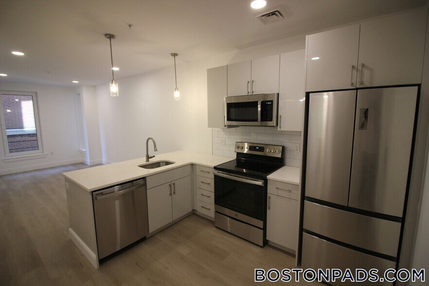 Building Photo - 1 Newcomb St