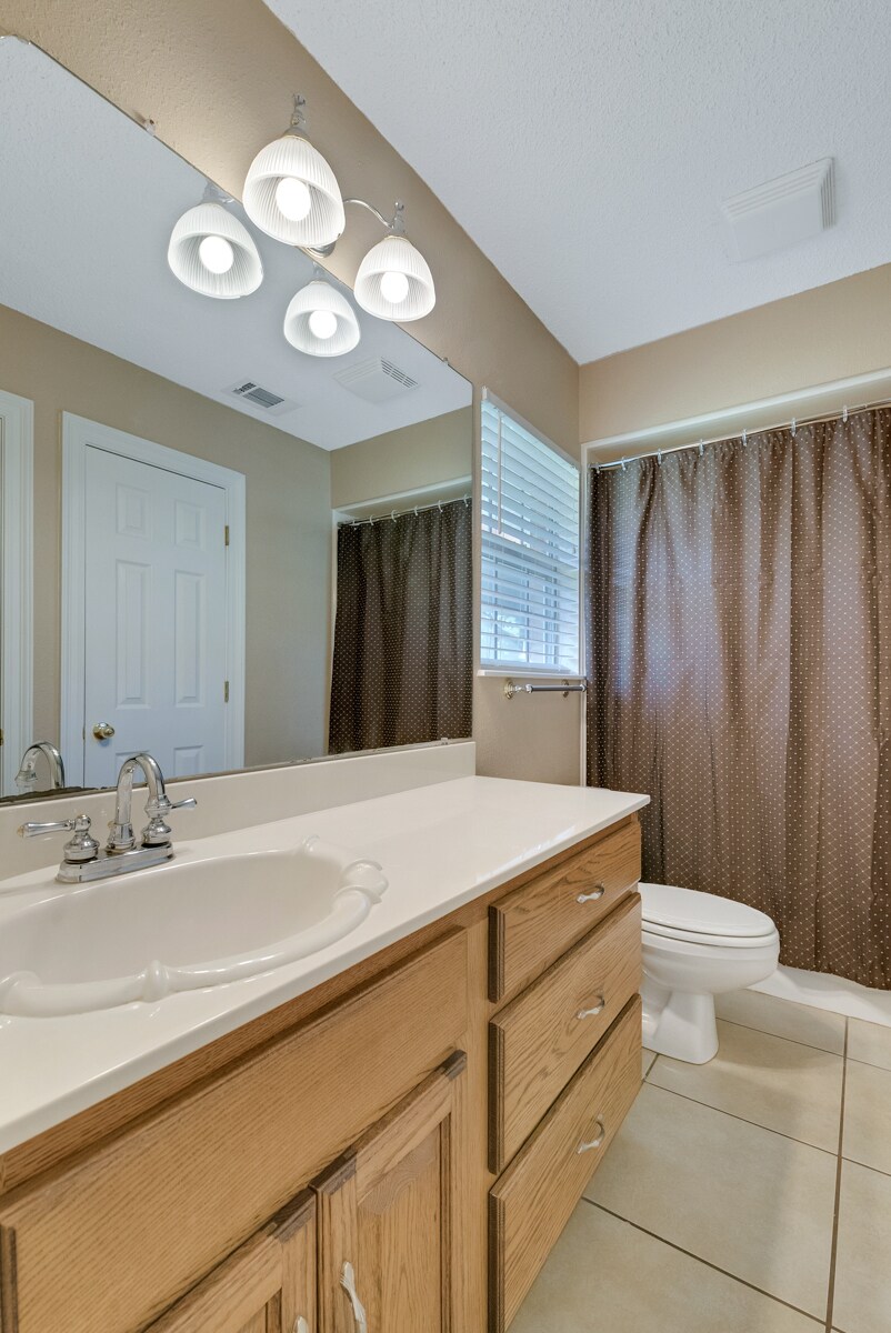 Building Photo - 59267 N Pearl Dr