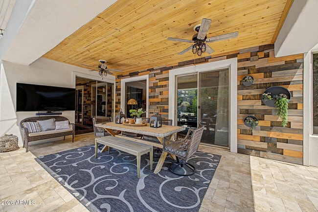 Building Photo - 13418 N Manzanita Ln