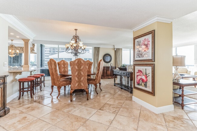 Building Photo - 4000 N Ocean Dr