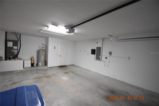 Building Photo - 644 Chesney Dr