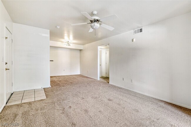 Building Photo - 7255 W Sunset Rd