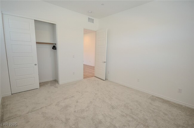 Building Photo - 12457 Heritage Bend Dr