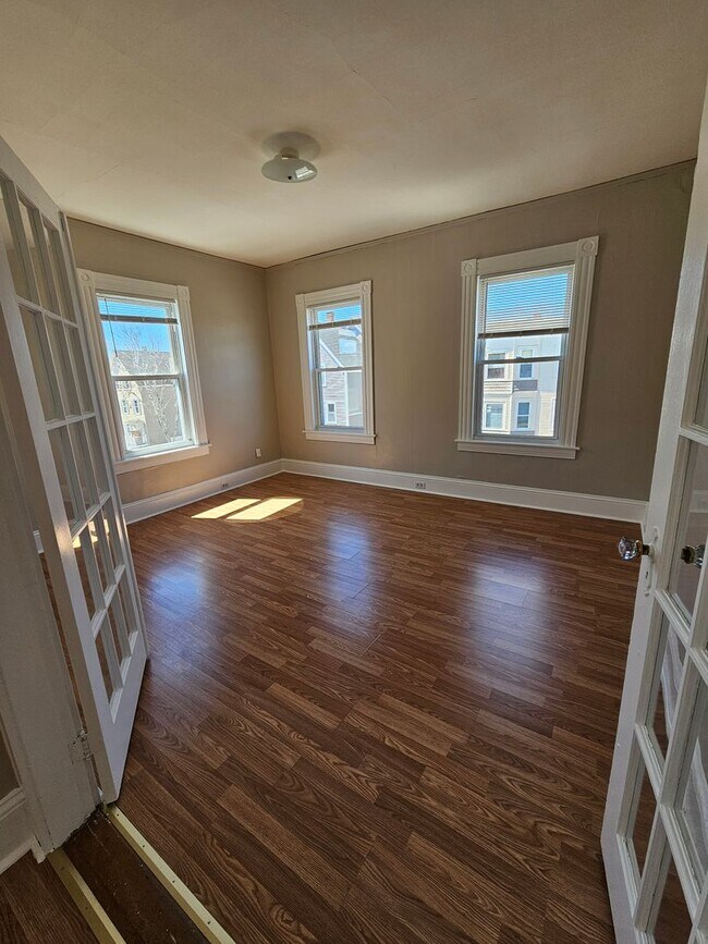 Building Photo - 41 Hevey St