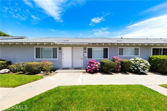 Primary Photo - 2034 E Santa Clara Ave