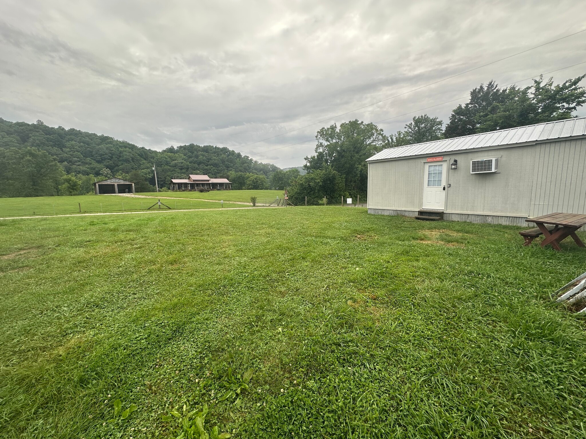 Building Photo - 2245 Winona Rd