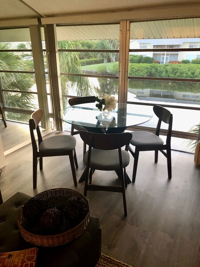 Building Photo - 1825 Cobia Dr