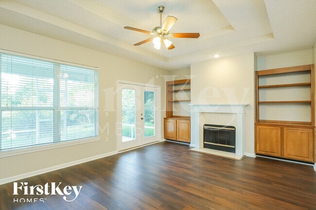 Building Photo - 723 Candlebark Dr