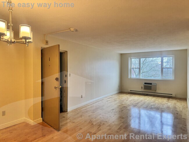 Building Photo - 21 Franklin St