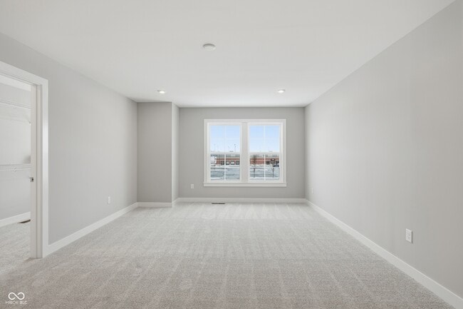 Building Photo - 404 Elite St