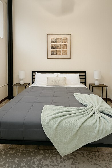 Building Photo - 521 N Jefferson Ave