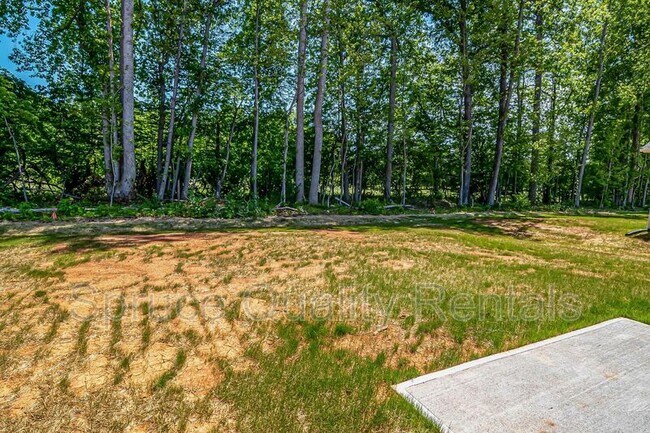 Building Photo - 1115 Hardwick Dr