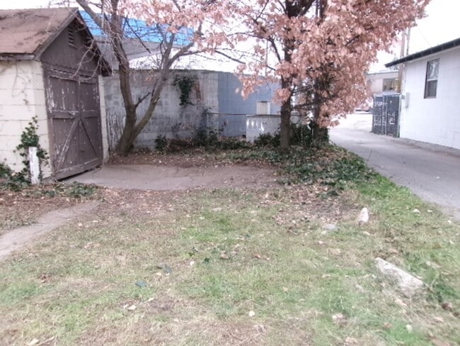 Building Photo - Cottage style house in N.W. Boise Hazel