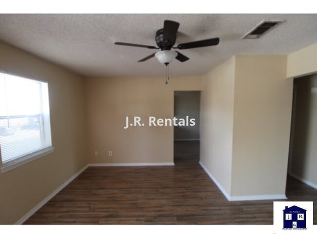 Building Photo - 304-C Erby Ave, Copperas Cove TX, 76522