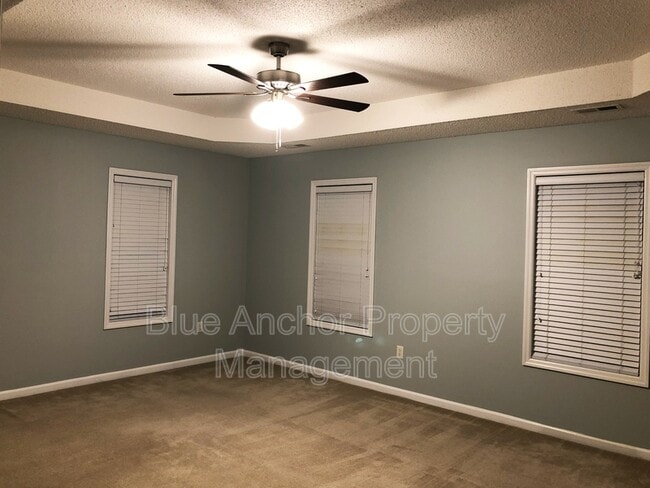 Building Photo - 1343 Chadwick Shores Dr