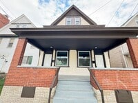 Building Photo - Renovated 3/1 Duplex In The Heart Of Pitcairn!! Available January 10th!